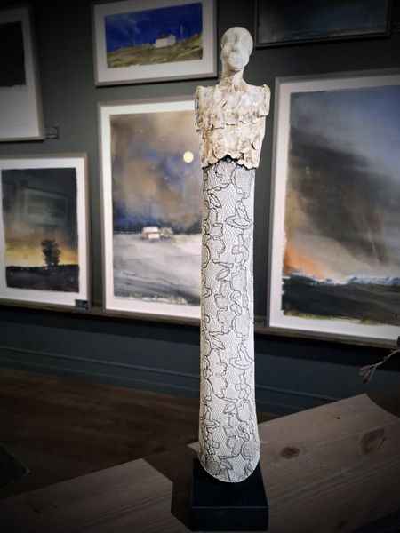 Hovedbilde Blondekjole i mangan Nr. 211